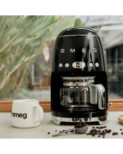 Smeg Drip Coffee Machine 50's Style Aesthetic - Black
