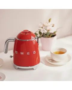 Smeg KLF05 50's Style Mini Electric Kettle 0.8 L -  Red